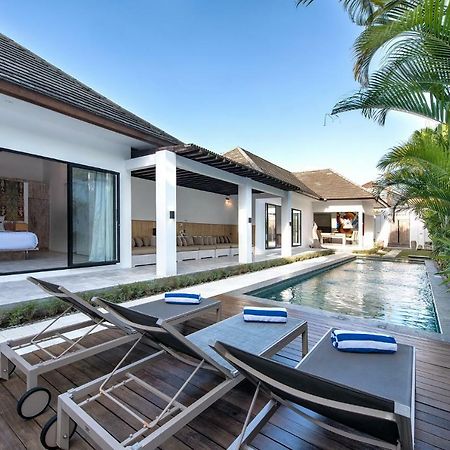 Villa Angel Seminyak  Exterior photo